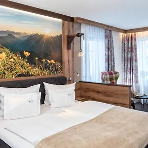 4* Отель Tyrol - Partnerbetrieb Von