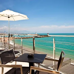 navštívit hotel